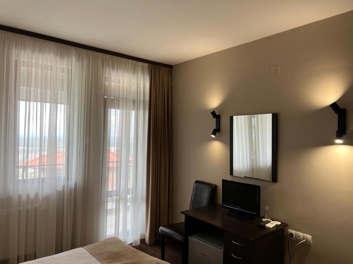 Chiflika Family Hotel Asenovgrad Exterior photo